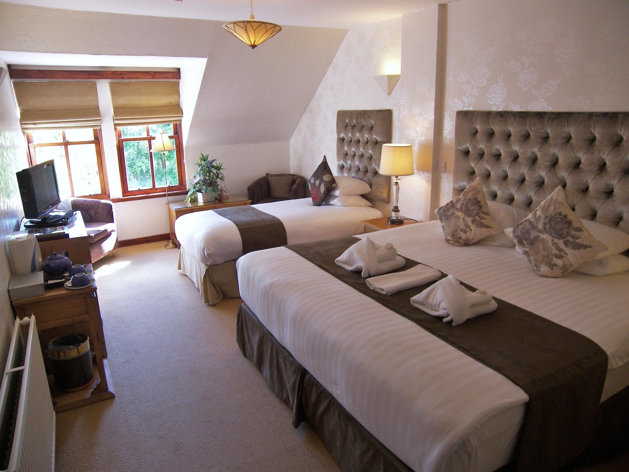 โรสเม้าท์ โฮเต็ล Hotel พิทลอครี ภายนอก รูปภาพ